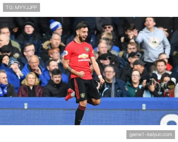 索博斯洛伊中场覆盖面广 利物浦新援展现适应能力